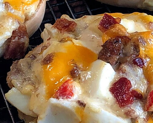 These Cowboy Breakfast Bites are a great grab-and-go breakfast when you're in a hurry but also want something protein-packed and full of flavor! 