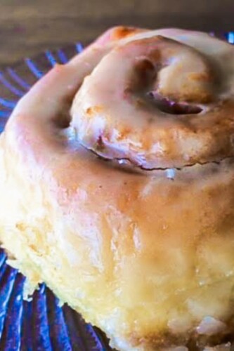 A big, fat, fluffy and tender cinnamon roll. 