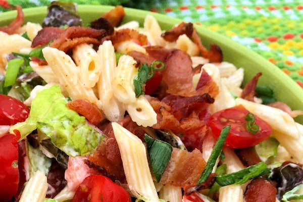 BLT Pasta Salad {Bacon Lettuce Tomato Pasta Salad} - Chef Alli