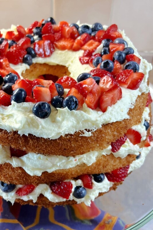 Lemon Cloud Angel Food Cake - ChefAlli.com