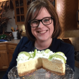 https://chefalli.com/wp-content/uploads/2018/04/laura-key-lime-cheesecake-FI-SQ-320x321.png