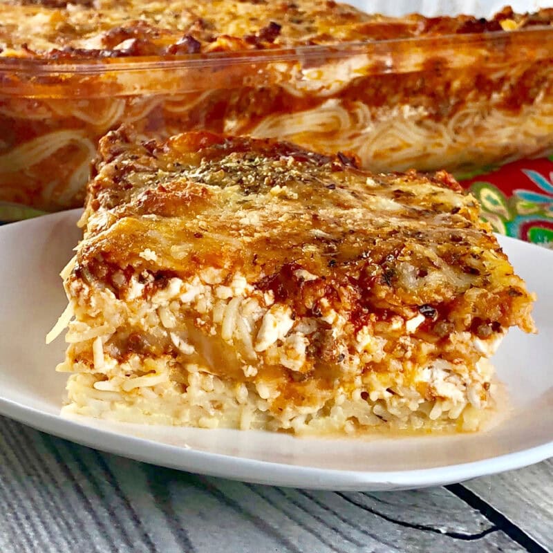 Easy spaghetti pie casserole that is a perfect weeknight dinner or take-and-bake treat.