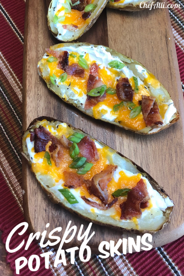 If you're looking for the perfect party appetizer, guess what??  You've just located it! Everybody seems to love these little boats of heavenly goodness - crispy skins, cheddar cheese, bacon, scallions and sour cream.