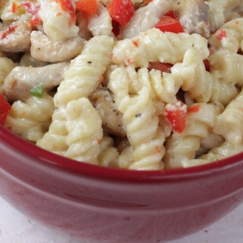 A big bowl of Instant Pot Creamy Italian Pasta.