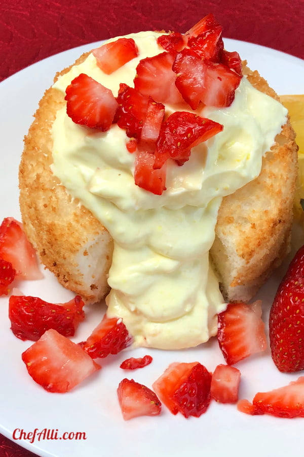 Calling all angel food cake lovers! Strawberry Lemon-Lava Angel Cakes make the perfect baby desserts for Spring and Summer gatherings when you just gotta have some sort of sweet treat to end the meal.