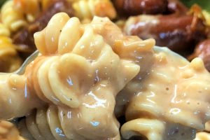 What could make a belly more happy than a big warm serving of cheesy, creamy, mac and cheese?? This Instant Pot Little Smokie Mac and Cheese thrills my family to no end and I'm a happy camper because it only takes 5 minutes to cook in my electric pressure cooker!