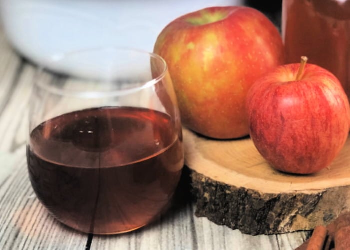 Instant Pot Apple Pie Moonshine