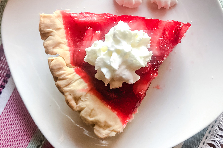 Fresh and Easy Strawberry Pie