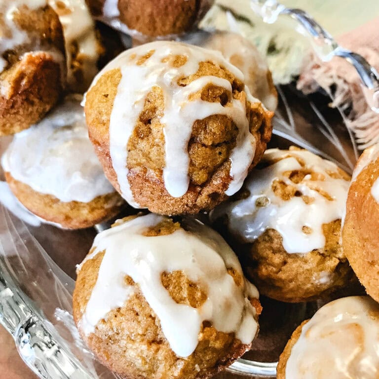 Pumpkin Spice Cake Muffins