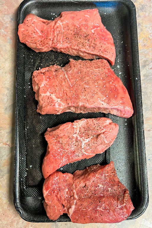 Skillet Sizzle Steaks with Mushroom Gravy