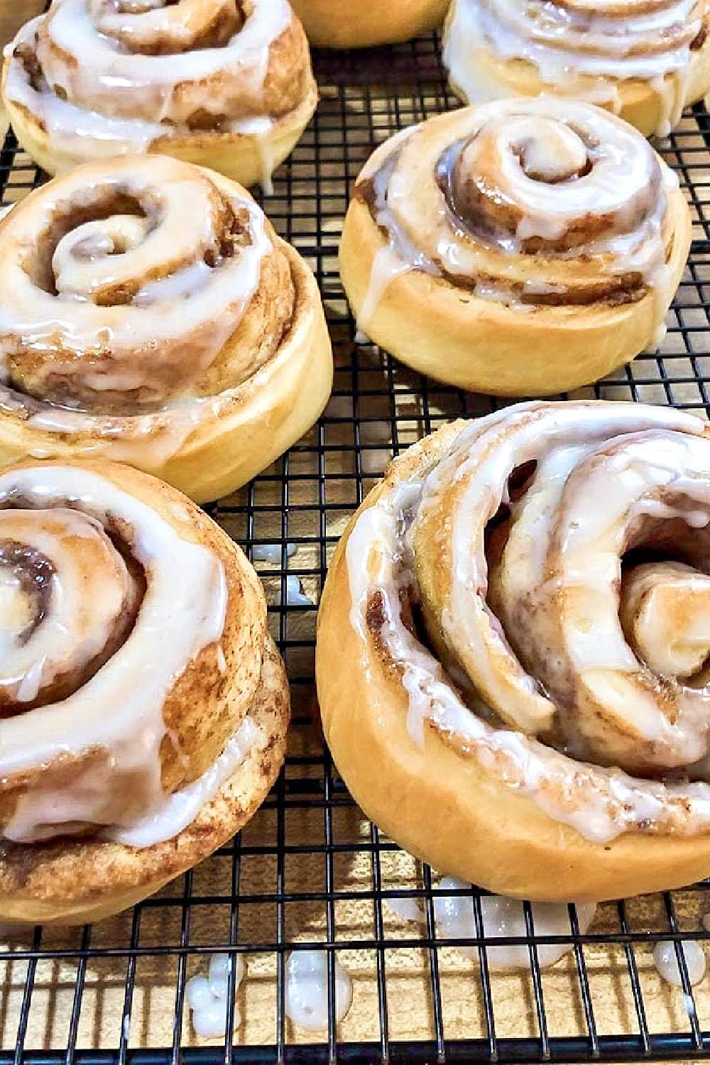 Jumbo Cinnamon Rolls with Ooey Gooey Sauce