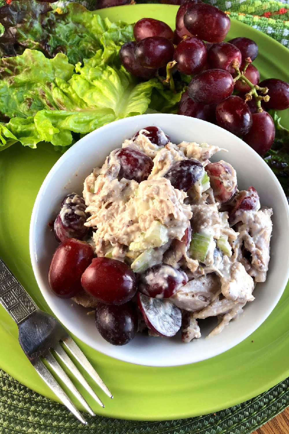 Refreshing chicken salad with grapes and walnuts