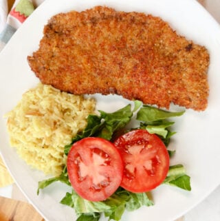 Crispy-Steak-Milanesa-with-Tomatoes-Rice