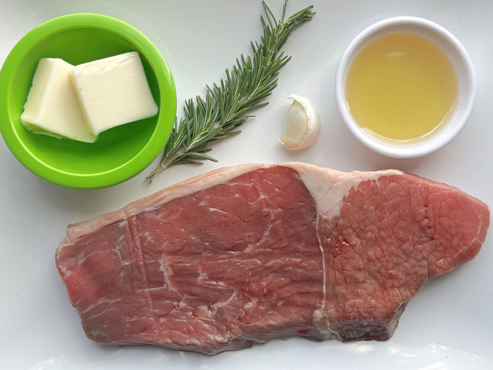 round-steak-ingredients Round steak recipe ingredients.