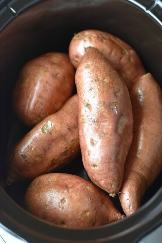 oil-rubbed-sweet-potatoes A crock pot with oil-rubbed pototoes.